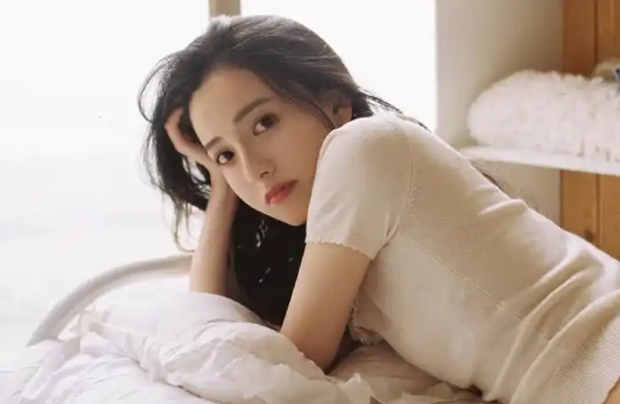 胡志明小妹电话24小时热线(越南西贡找女人联系电话本人电话）缩略图
