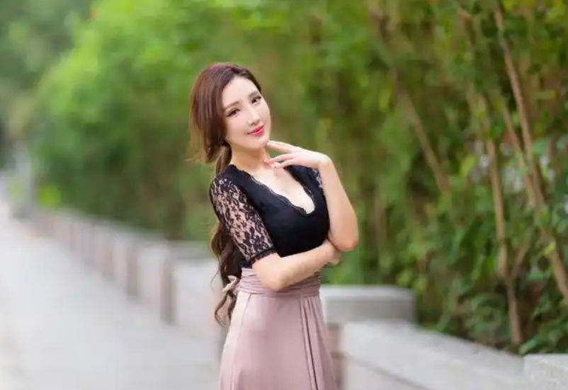 越南哪里有小妹子全套服务(胡志明性服务一次多少钱）缩略图